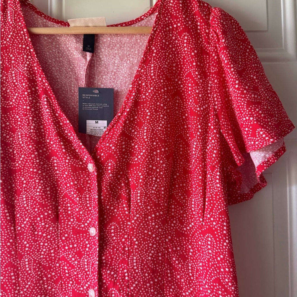 Universal Thread Linen Blend Red Paisley and Stars Short Sleeve Dress